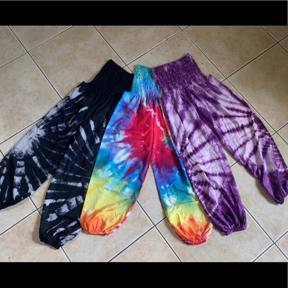 Tie-Dye Harem Pants Pack.